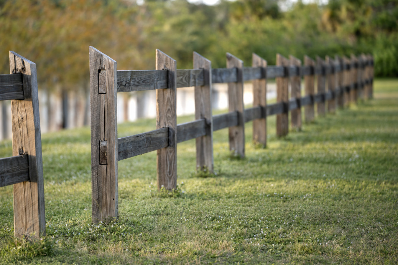 Farm and ranch fencing